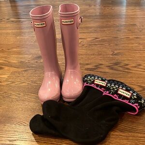 Pink Hunter boots.